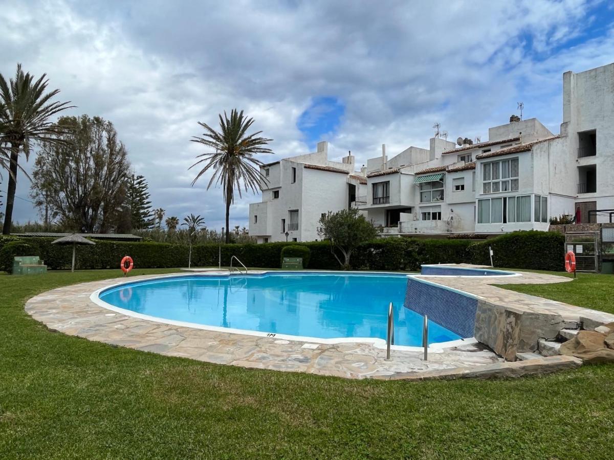 Apartments Bahia Dorada Estepona Bagian luar foto